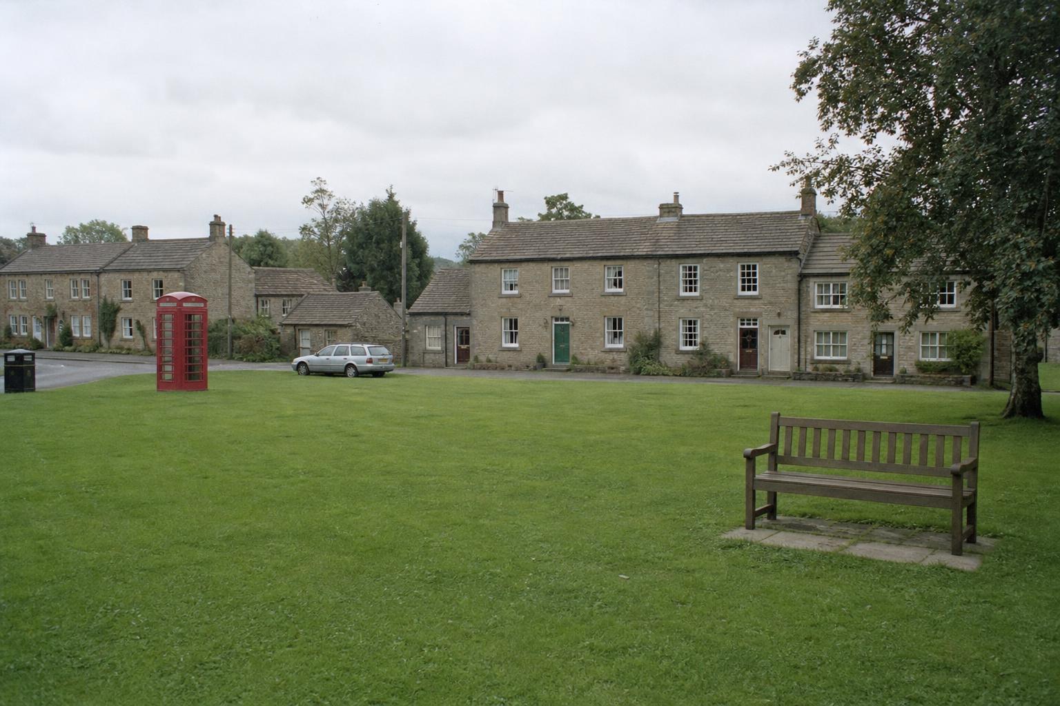 Bramham, North Yorkshire — Bramham Park and the historic village core
