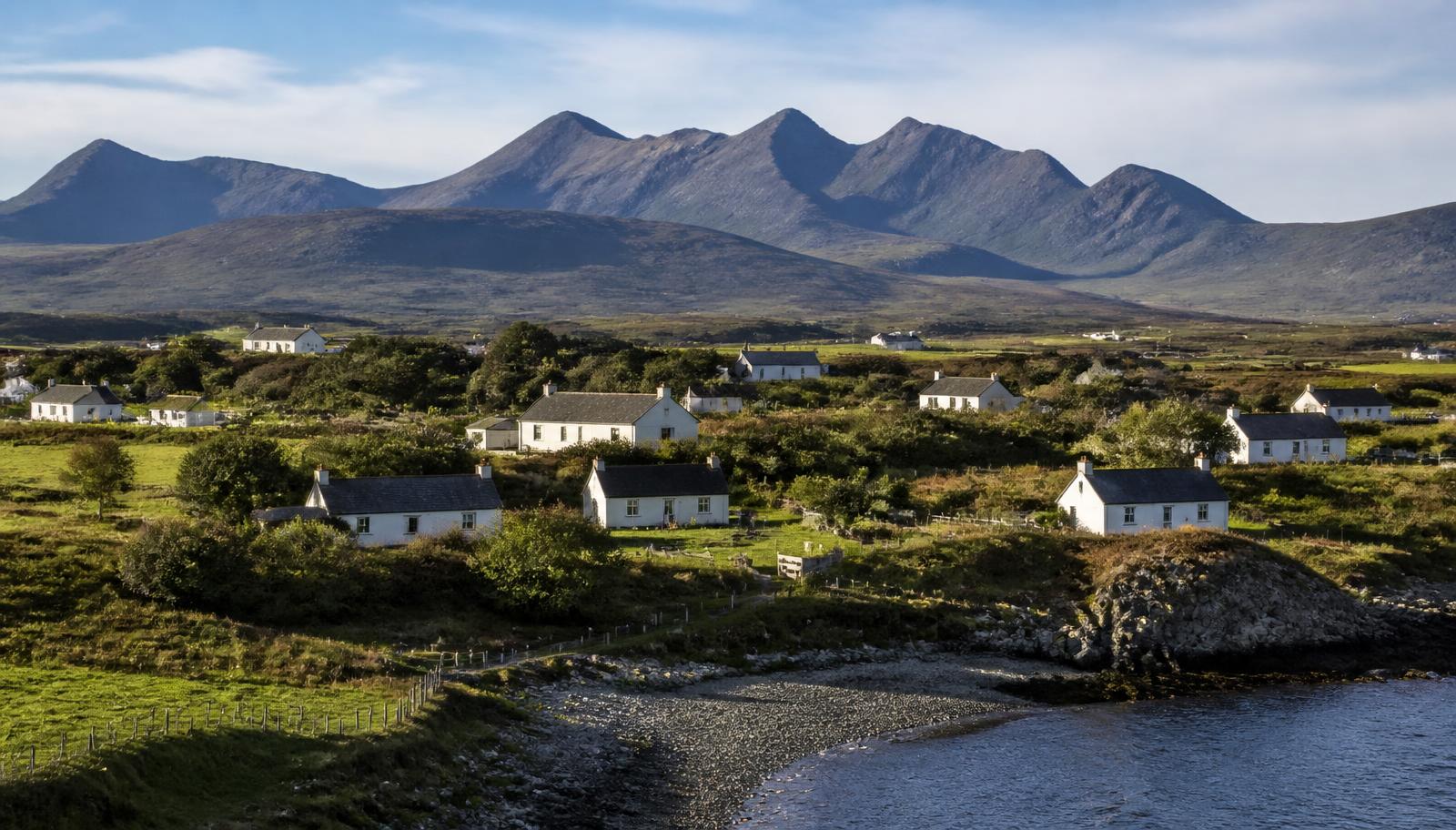 Torrin, Highland — Loch Slapin under Bla Bheinn